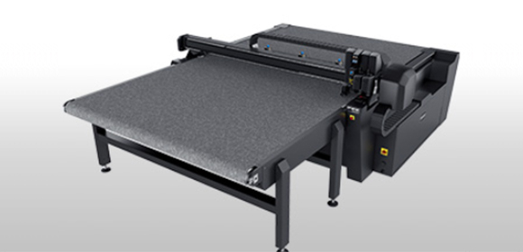 summa flatbed cutter with extended conveyer-580x280.jpg